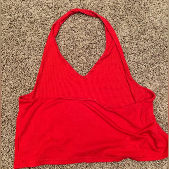 Red crop top - Picture 3 of 3